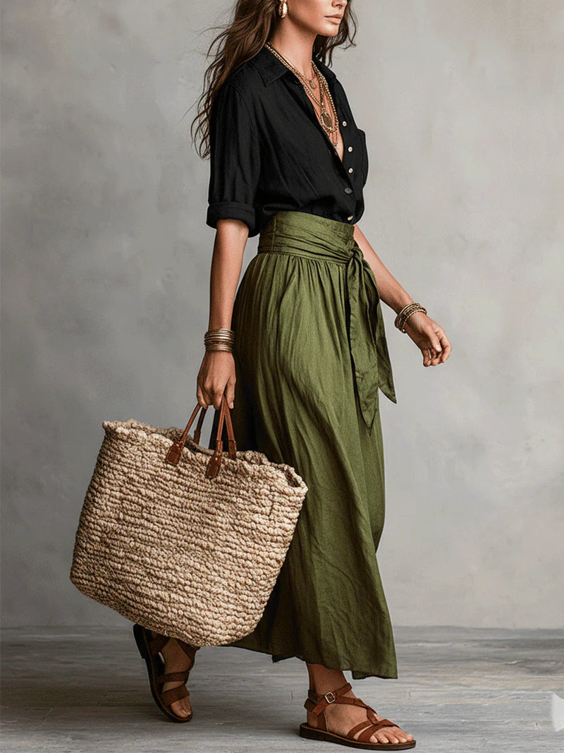 Vera™ | Conjunto de dos piezas: camiseta negra y falda midi verde oliva